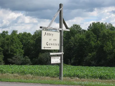 Sign at entrance of Abbey.