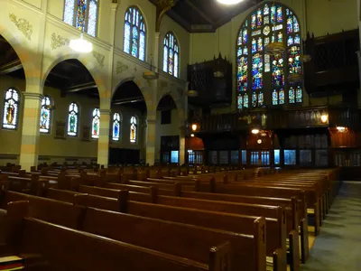 View from the front left corner.