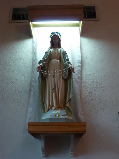 Statue of Our Lady.