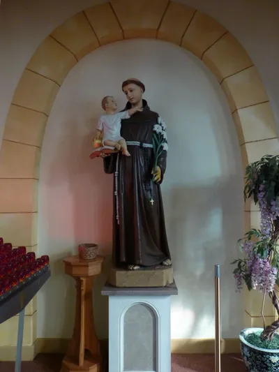 Statue of St. Anthony.