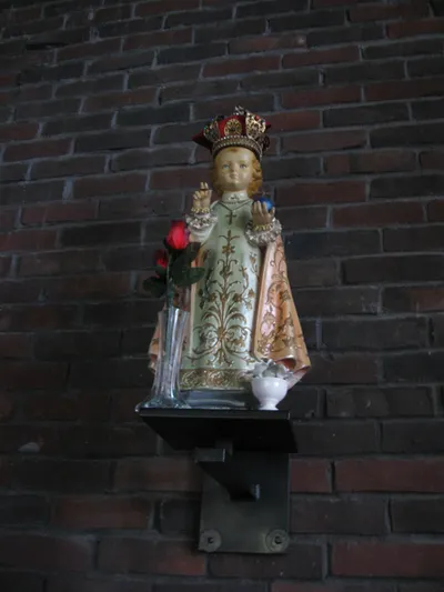 Infant of Prague statue.