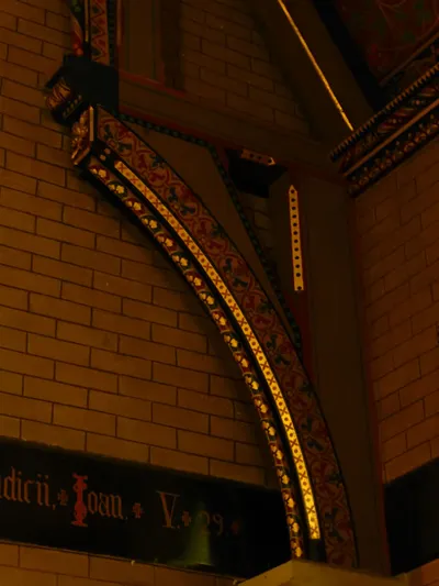 Designs on support beam.
