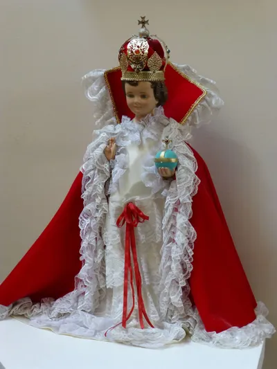 Infant of Prague statue.