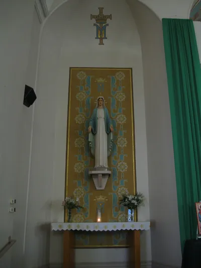 Left side altar.