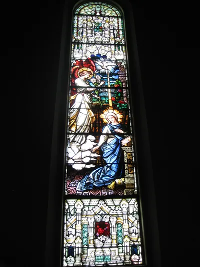 Statue of Our Lady.