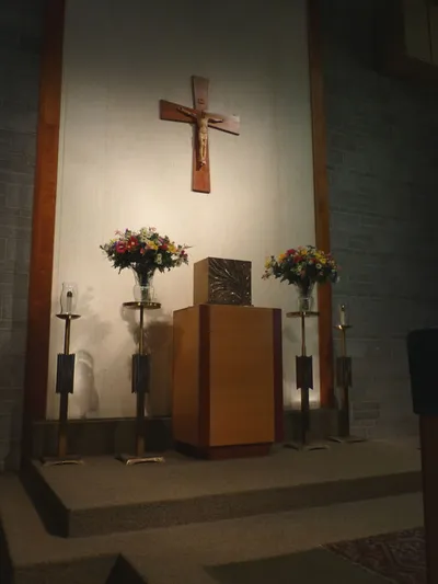 Crucifix and tabernacle.