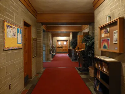 Narthex.