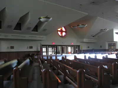 View from front right corner.