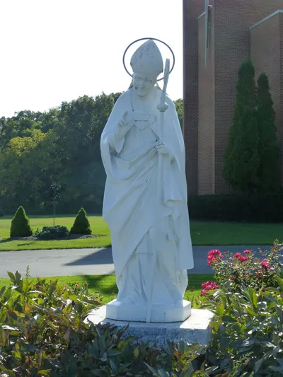 Statue.