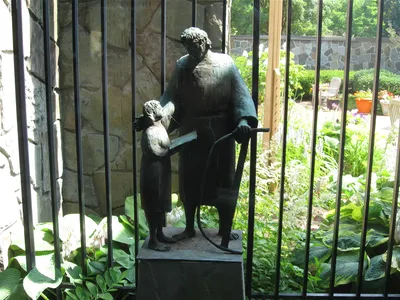 Statue of St. Joseph with Christ child.