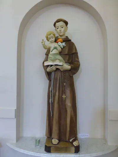 Statue of St. Anthony.