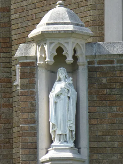 Statue of St. Theresa.