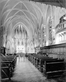 Interior photograph of the chapel, 1968. Source: Rochester History - The Academy of the Sacred Heart