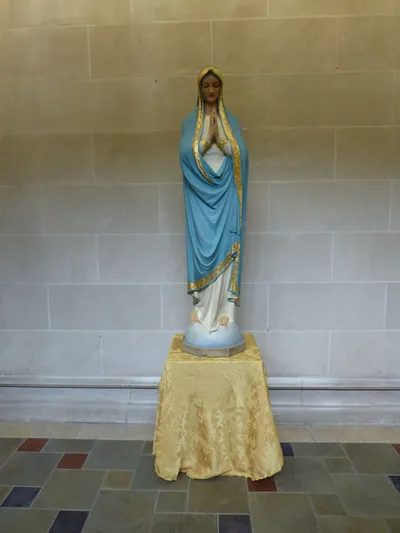 Statue of Our Lady.