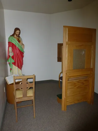 Adoration area and confessional.