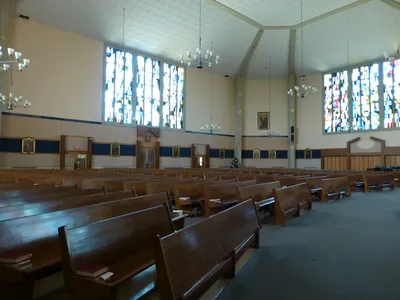 View from the front right corner.
