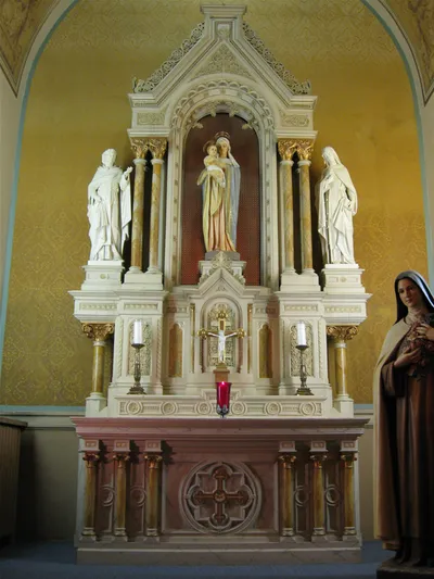 Right side altar.