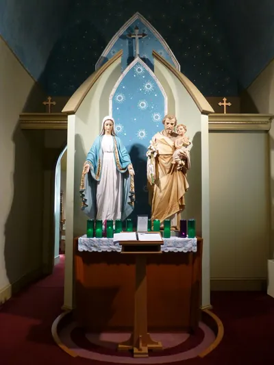 Right side shrine.