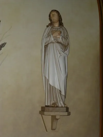 Statue.