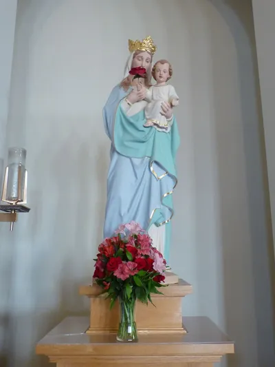 Statue of Our Lady.