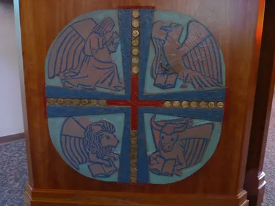 Gospel authors relief on altar.