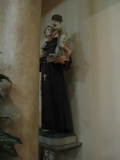 Statue of St. Anthony.