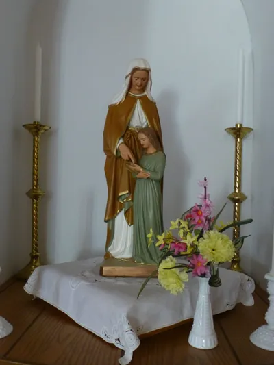 Statue of St. Anne.