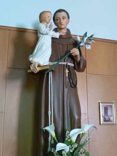 St. Anthony statue.