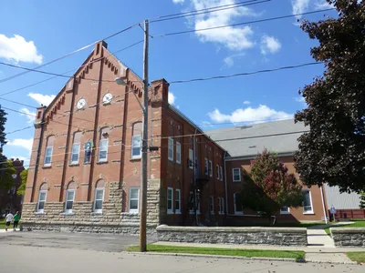 Seen from right angle.