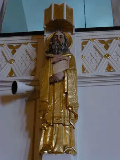 Evangelist statue.