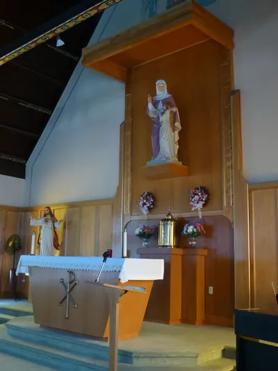 Sanctuary seen from right.