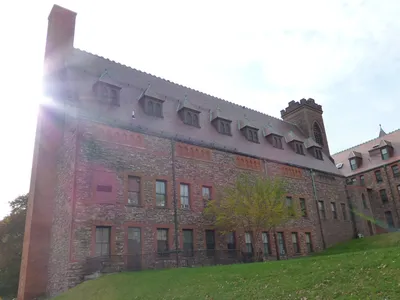 Chapel building seen from left.