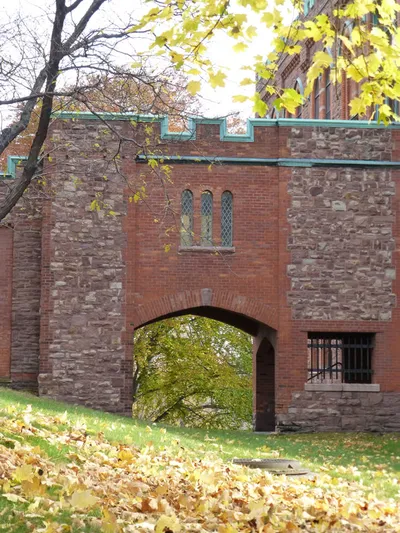 Archway connecting main building to the Hall of Philosophy and Science.