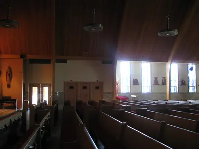 Side altar with tabernacle.