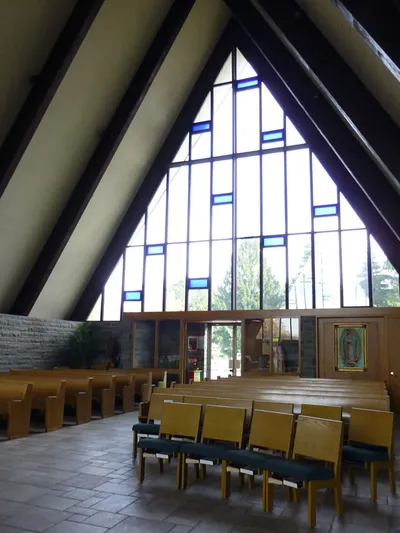 Right transept.