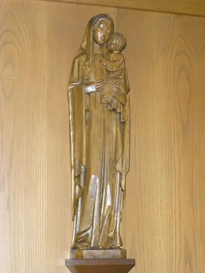 Statue of Our Lady.