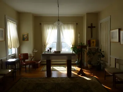 Interior of the chapel located in the parish office building.