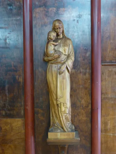 Statue of Our Lady.