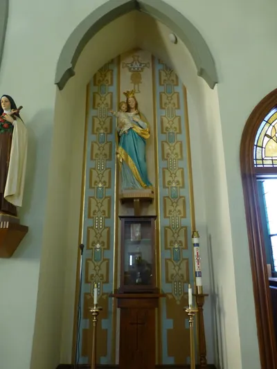 Right side shrine.