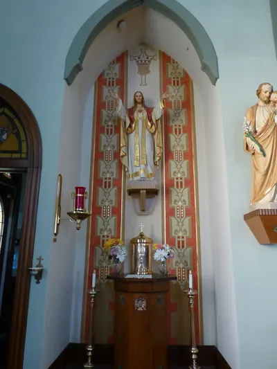 Left side shrine.