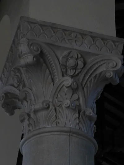 Column designs.