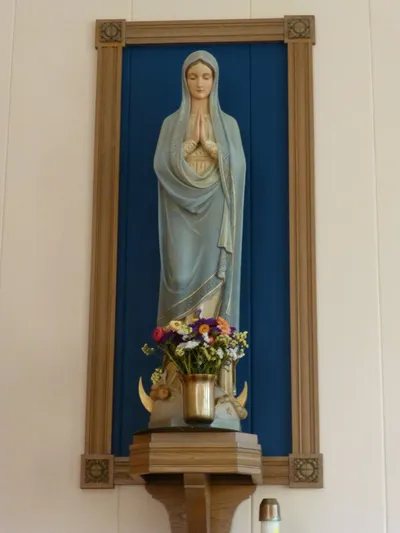 Statue of Our Lady.