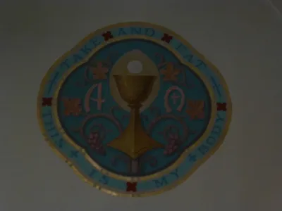 Painting on wall of right shrine.