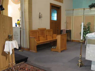 Celebrant and server seating.