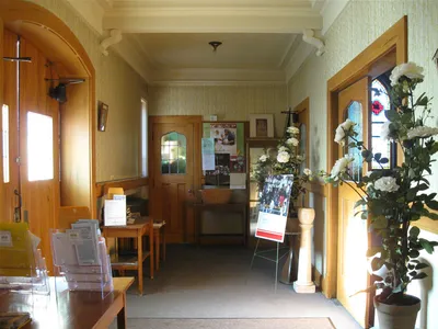 Narthex.