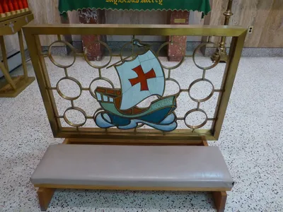 Kneeler.