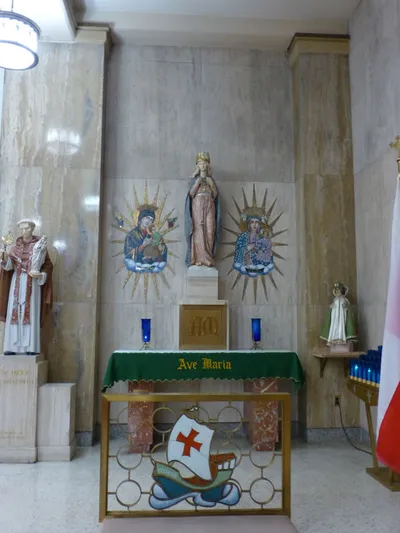 Right side altar.