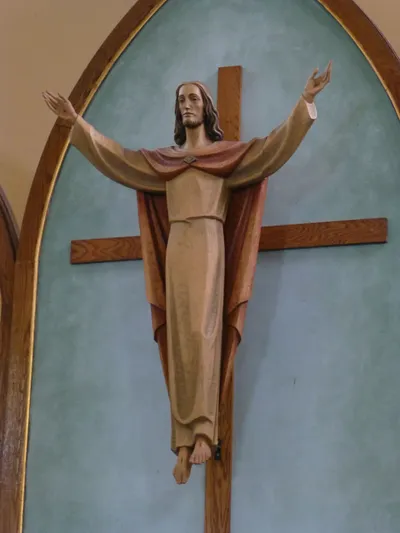 Risen Christ cross.