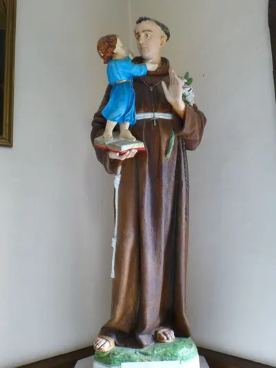 St. Anthony statue.