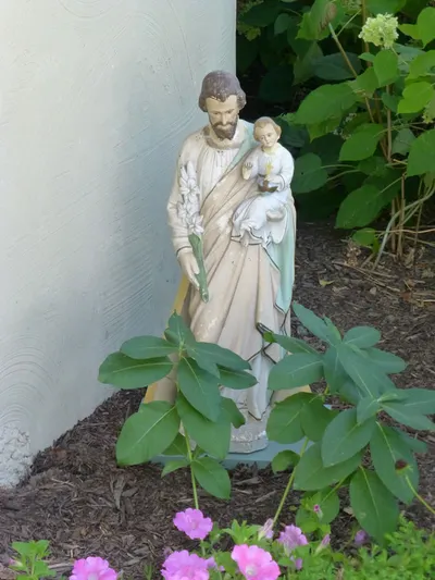Statue of st. Joseph.